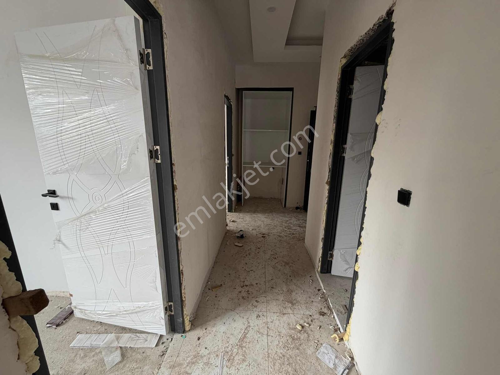 Zümrütkent Caddesi Aydın Yapıda Satılık Daire - Görsel 2