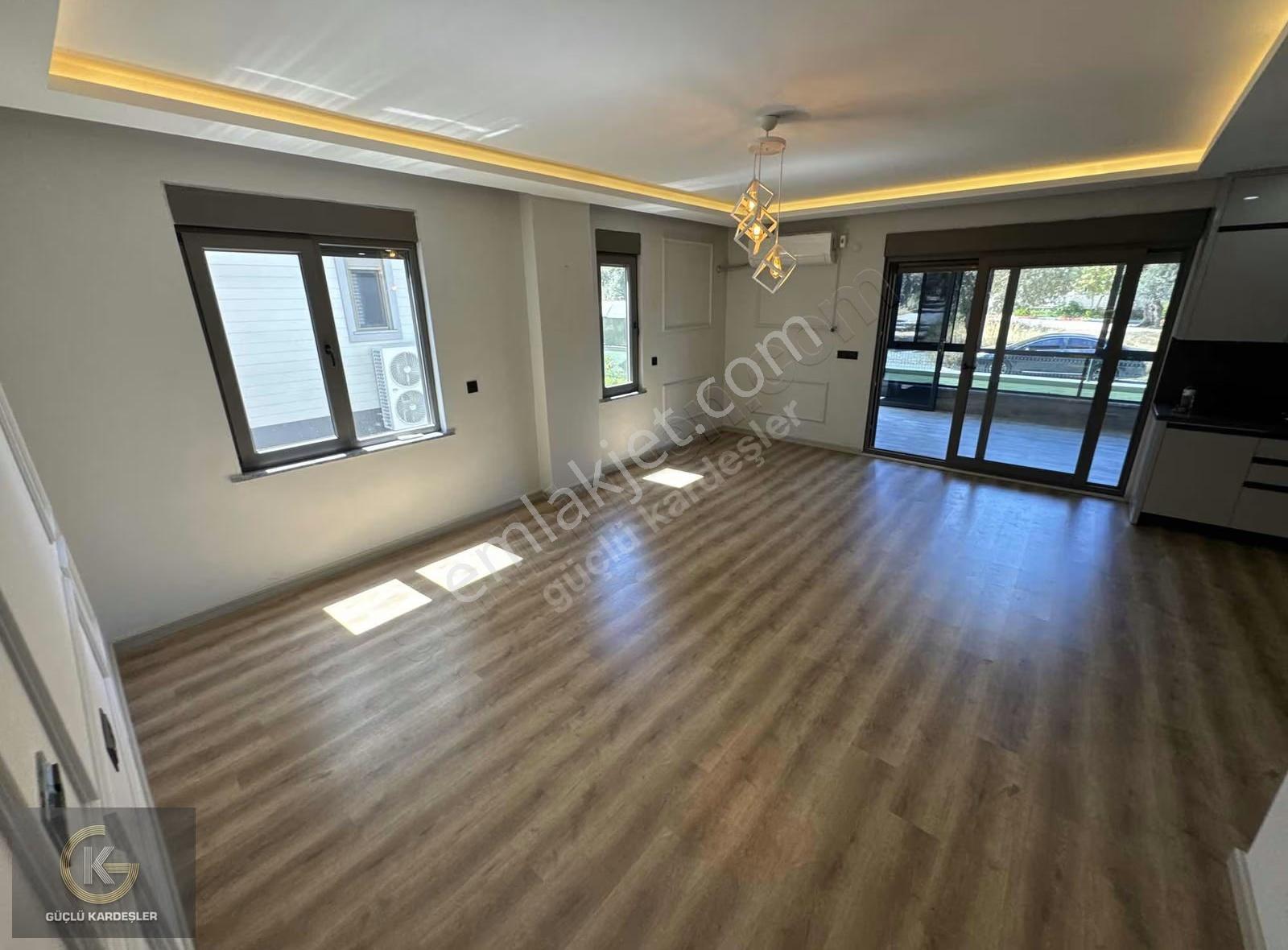 Güçlü Kardeşler Gürede 5+1 Müstakil Giriş Katta Odalı Villa - Görsel 32