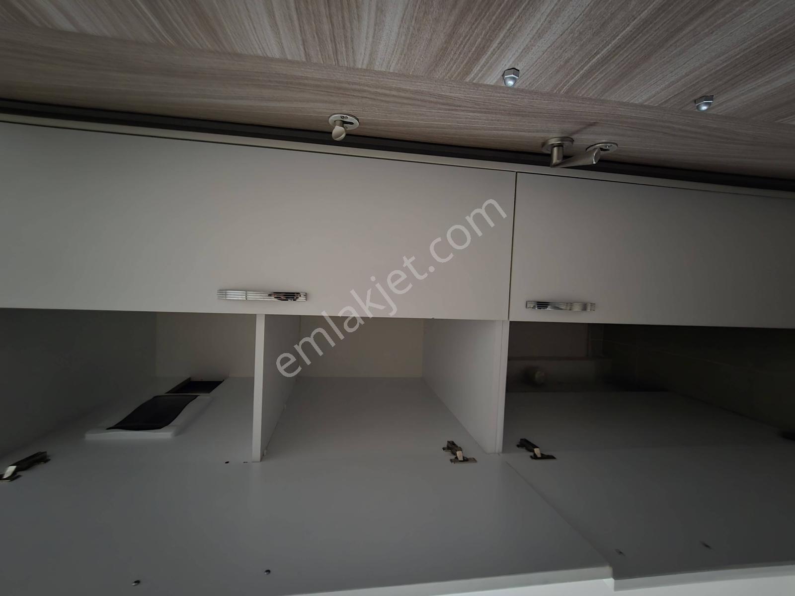 Royalest'ten Cadde Üstü Site İçi Ara Kat İskanlı 2+1 - Görsel 9
