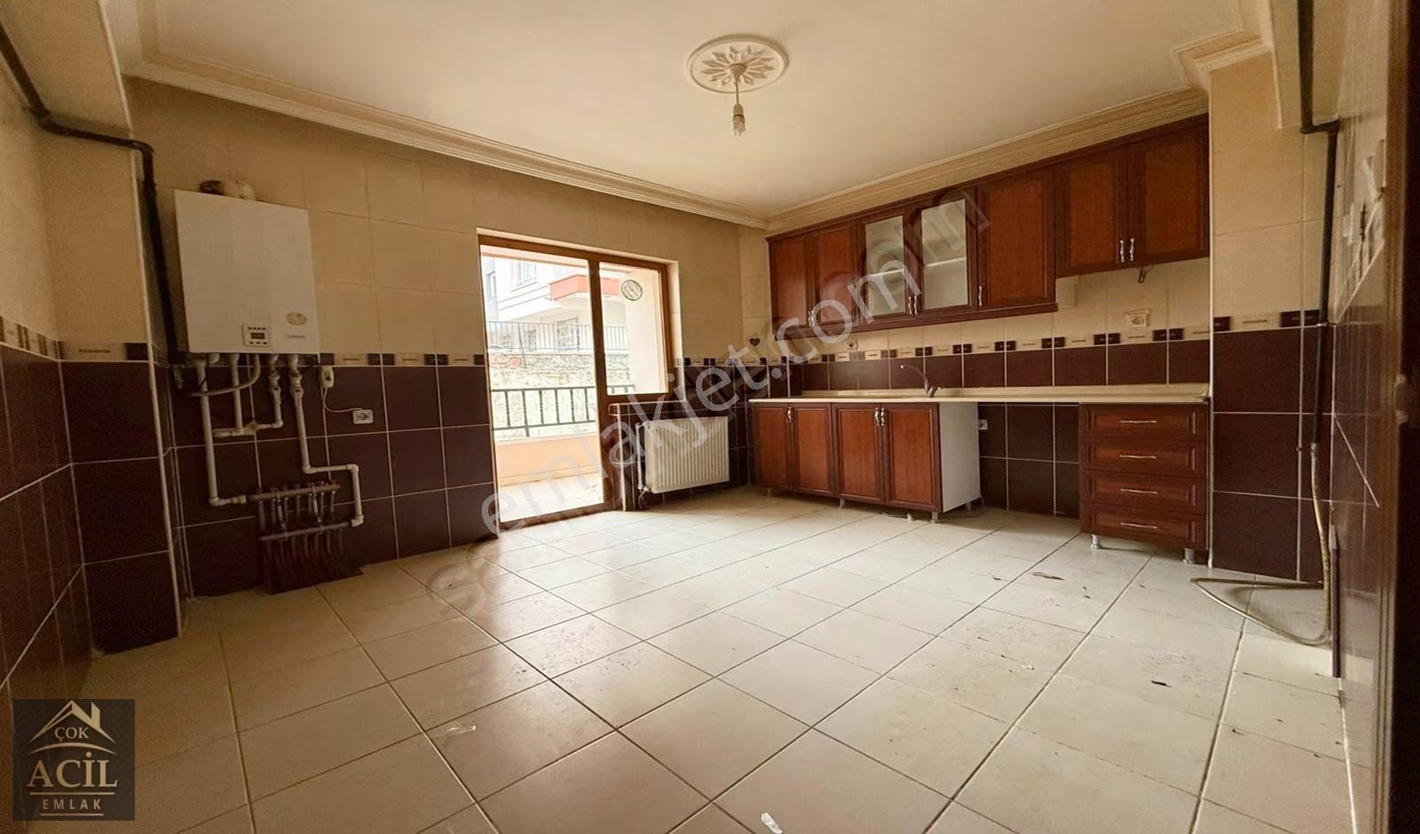 Çok Acil'den Merkezi Konumda 3+1 Katta Asansörlü Kiralık Daire! - Görsel 5
