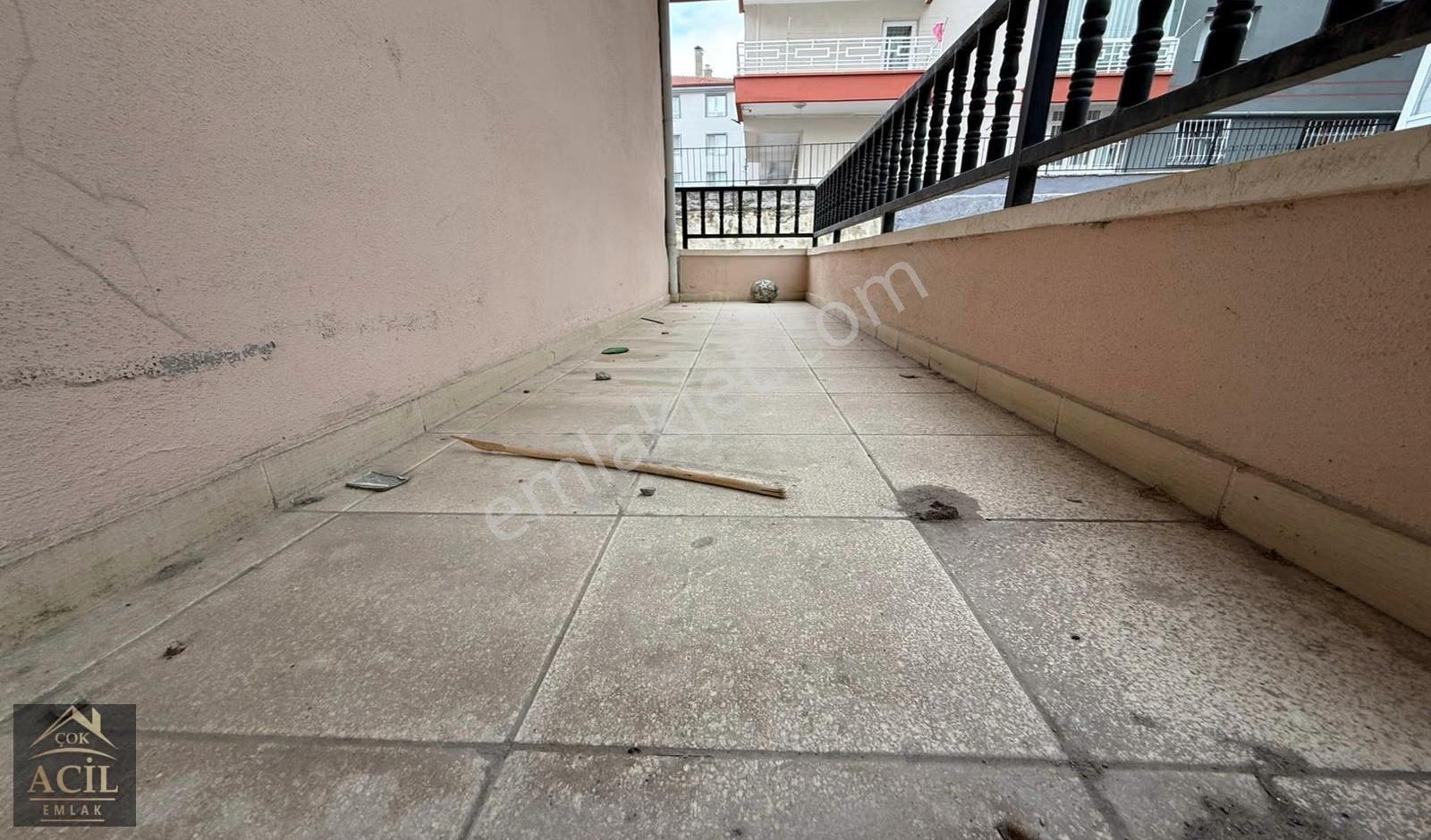 Çok Acil'den Merkezi Konumda 3+1 Katta Asansörlü Kiralık Daire! - Görsel 19