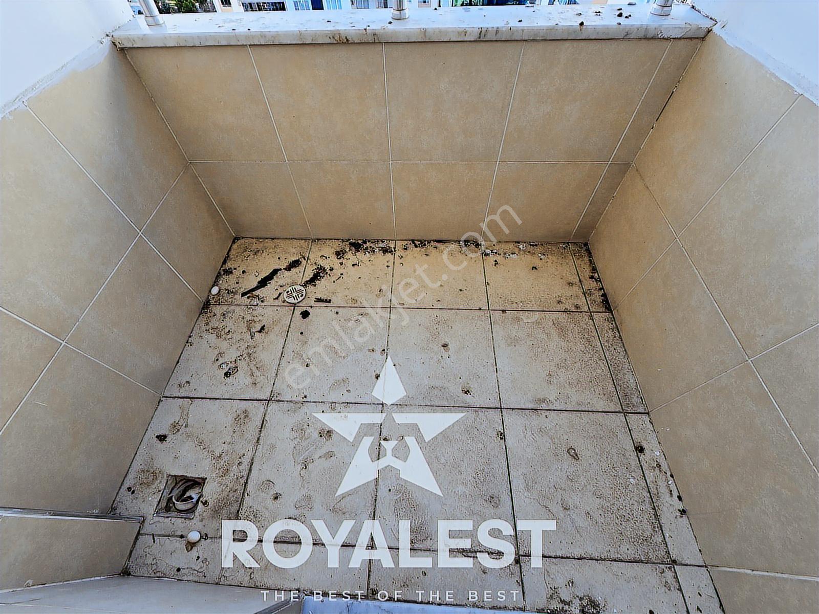 Royalest'ten Karataş Tramvaya Sıfır İskanlı Site İçi Ara Kat 3+1 - Görsel 23