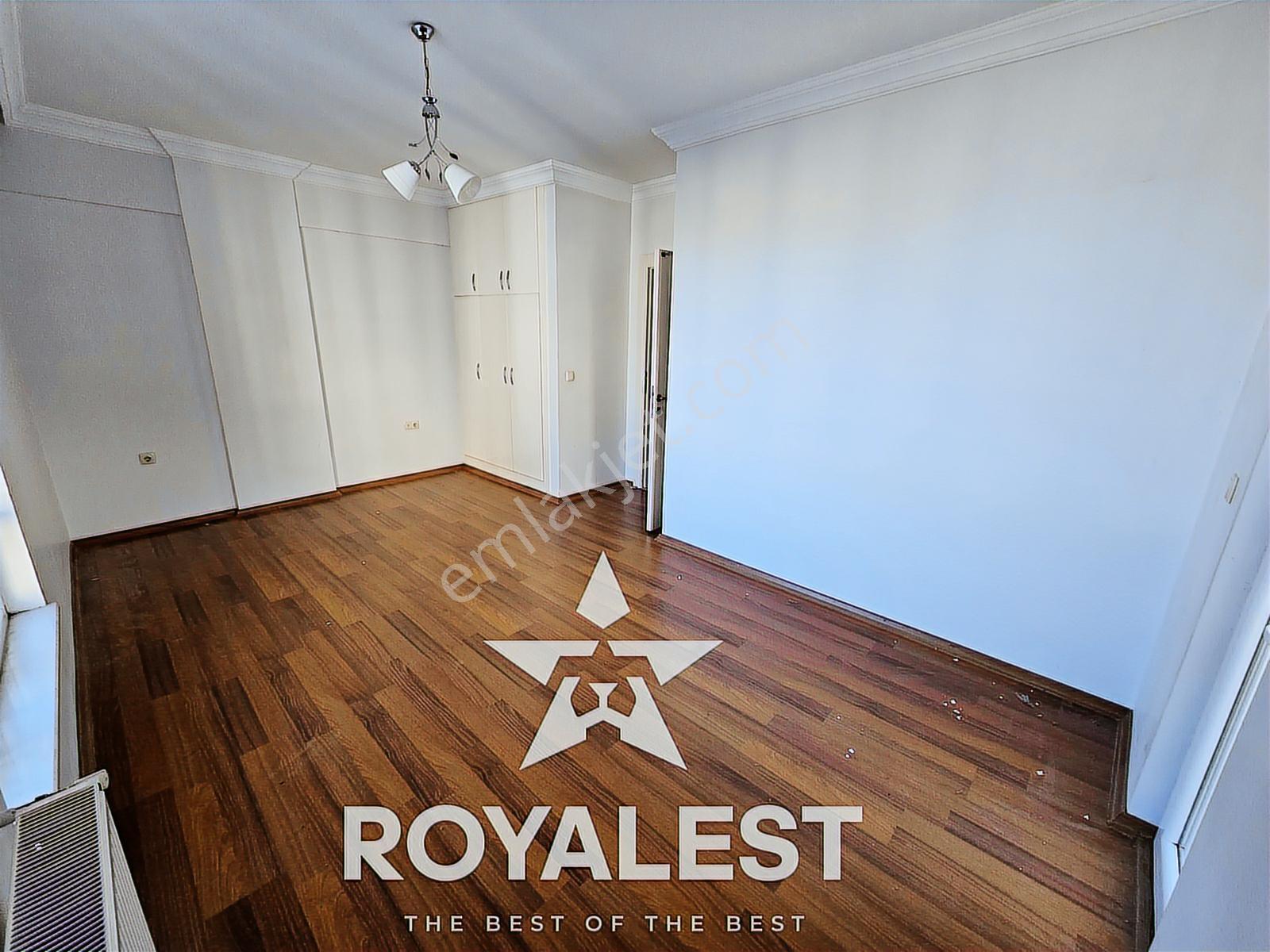 Royalest'ten Karataş Tramvaya Sıfır İskanlı Site İçi Ara Kat 3+1 - Görsel 17