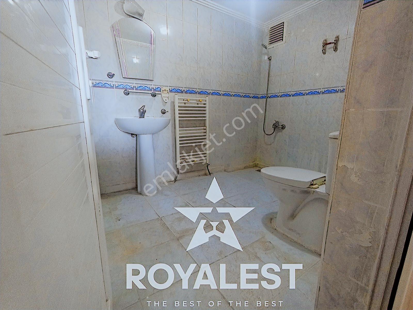 Royalest'ten Garajlı Siteiçi Arakat 3 Cam Balkonlu Ebeveyn Banyo - Görsel 23