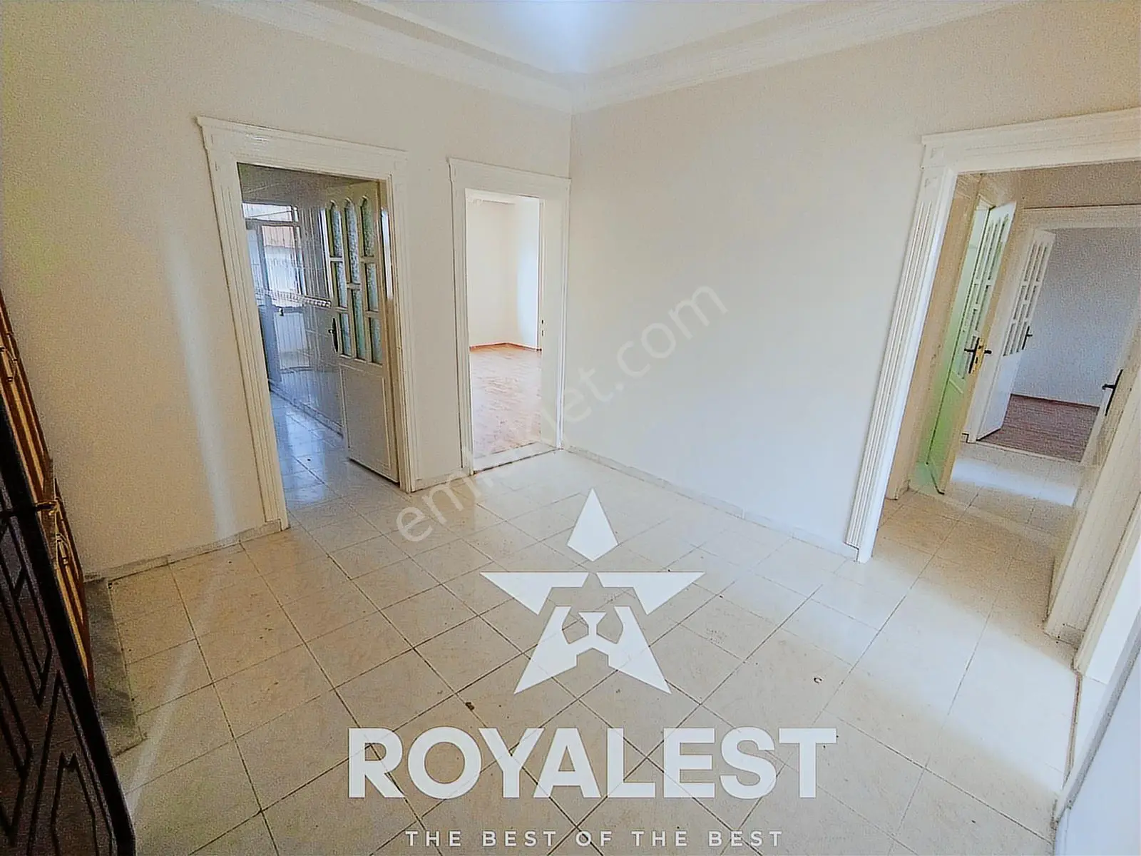 Royalest'ten Garajlı Siteiçi Arakat 3 Cam Balkonlu Ebeveyn Banyo - Görsel 2
