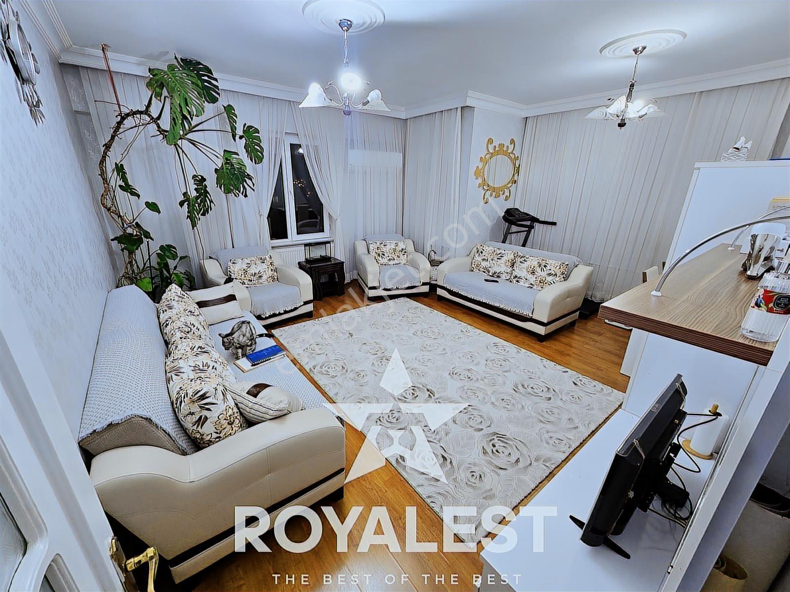 Royalest'ten Cadde Üstü Ara Kat Site İçi İskanlı 3+1 - Görsel 2