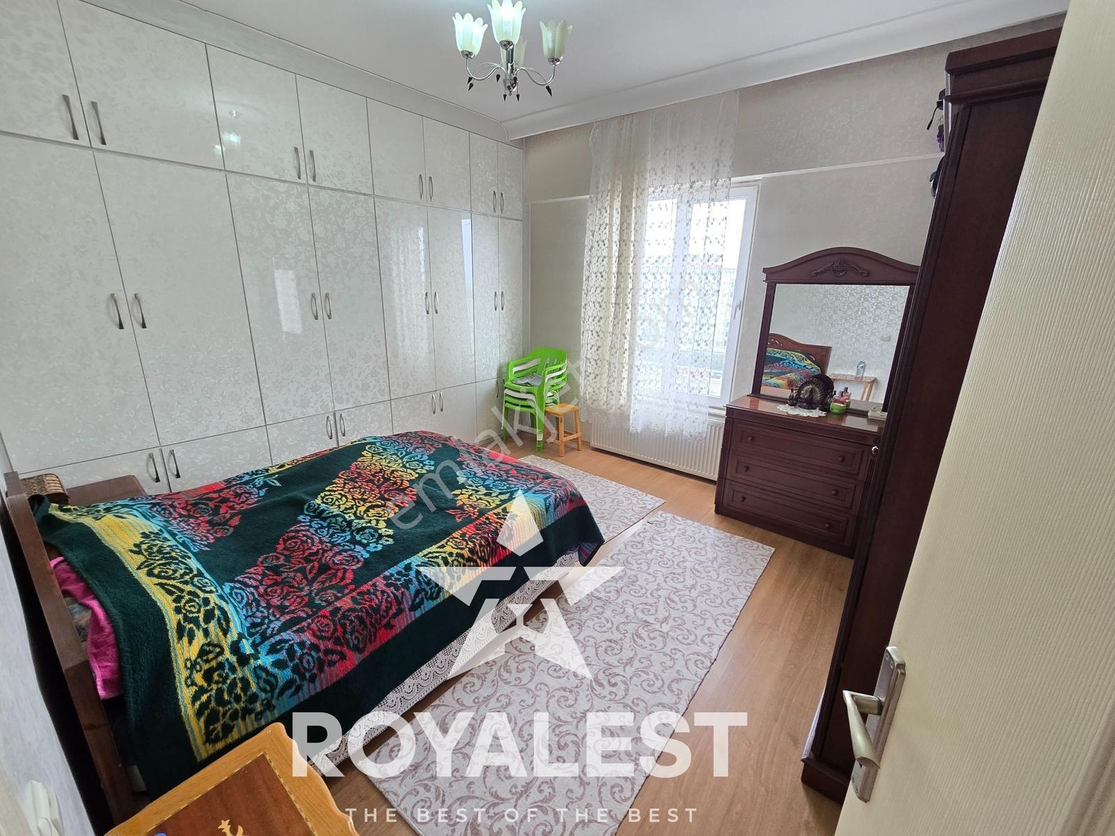 Royalest'ten Cadde Üstü Ara Kat Site İçi Bakımlı Ve Geniş 3+1 - Görsel 15