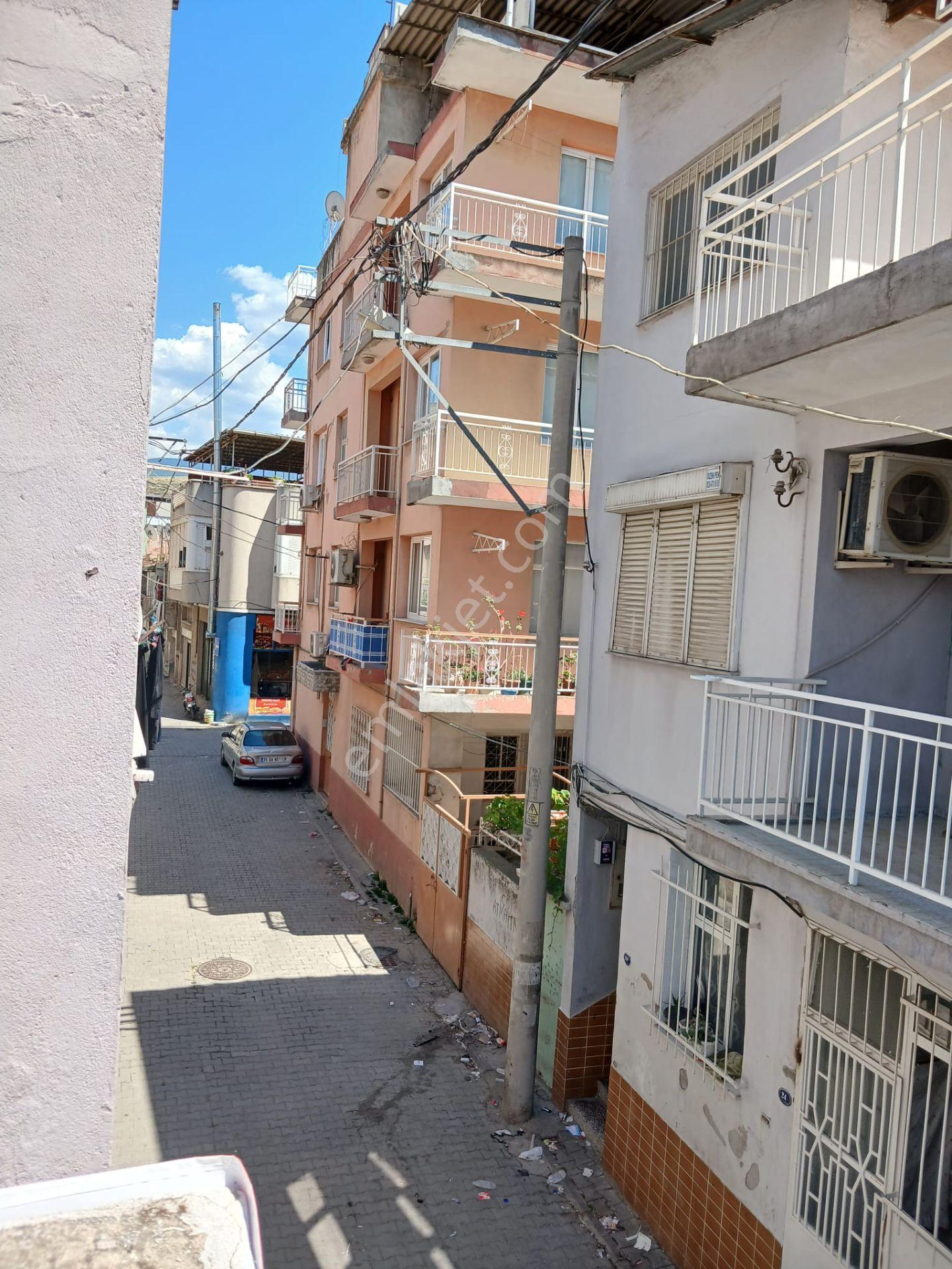 İzmir Bornova Altındağ Kemalpaşa Caddesi Yakını Satılık Müstakil Ev - Görsel 16
