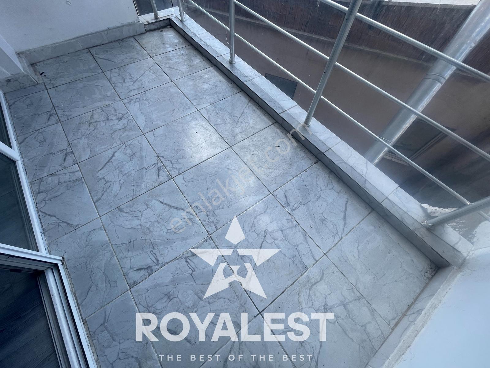 Royalestten Merkezde Konumu Harika Bakımlı Kaçırılmayacak Fiyata - Görsel 13
