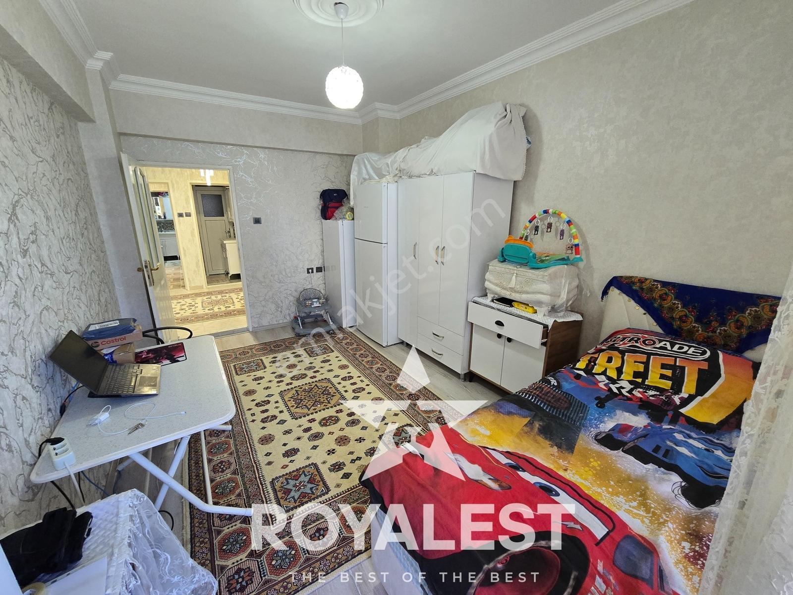 Royalest'ten Şahintepe Cadde Üstü Önü Açık Site İçi Ara Kat 3+1 - Görsel 10