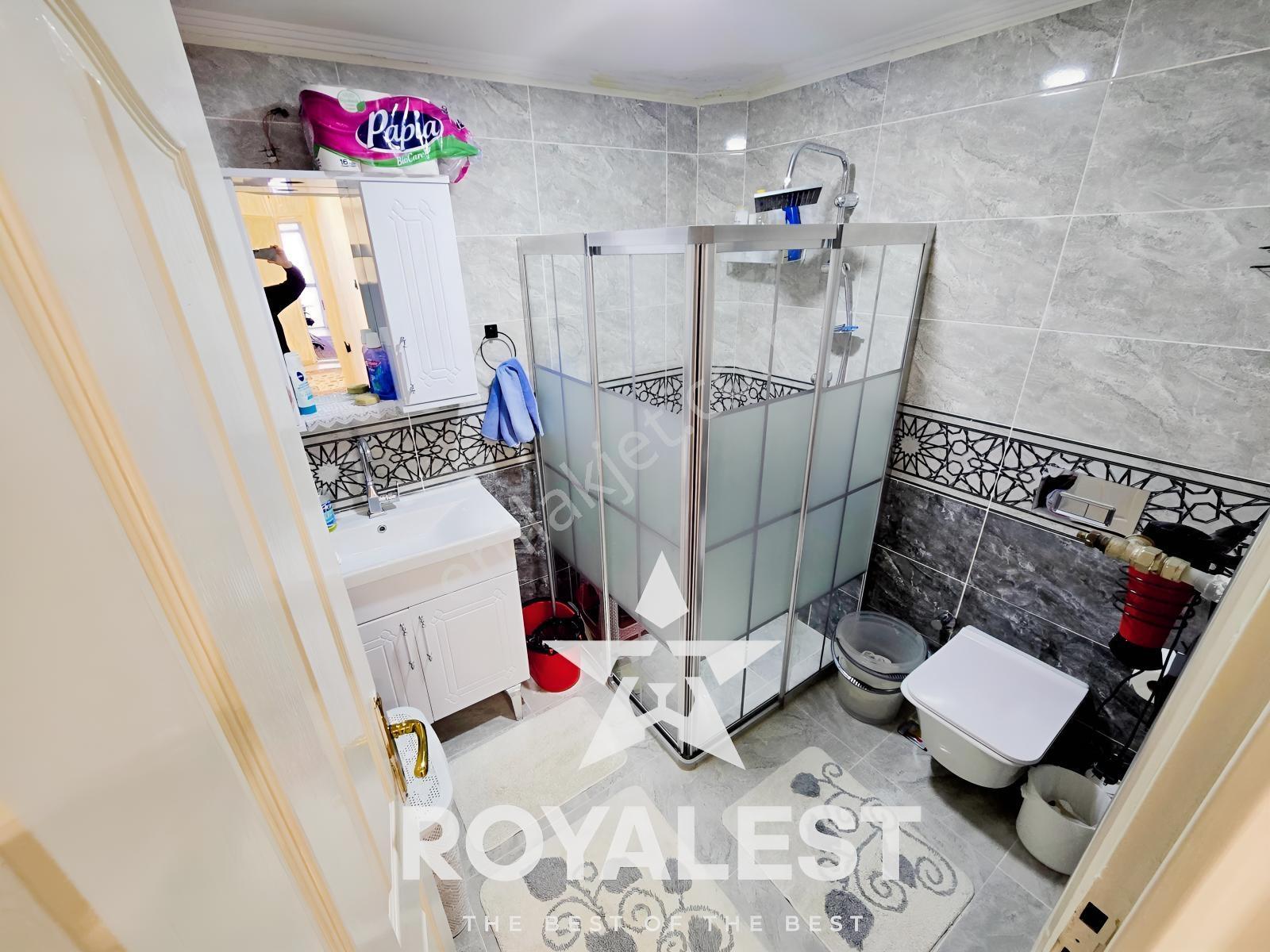 Royalest'ten Şahintepe Cadde Üstü Önü Açık Site İçi Ara Kat 3+1 - Görsel 11