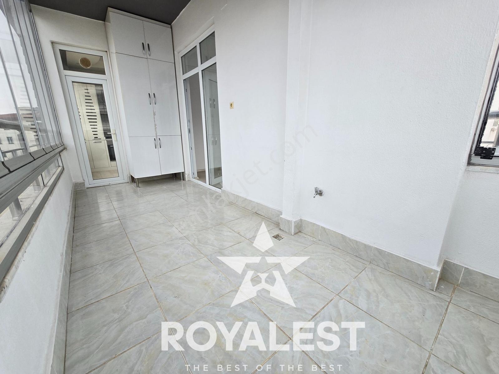 Royalest'ten Cadde Üzerin'de Eşsiz Konumda Site İçi 2+1 - Görsel 8