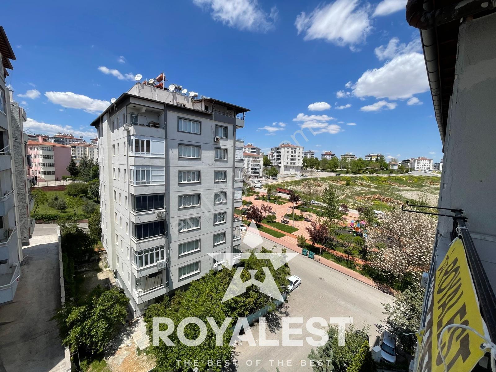 Royalest'ten Taşınmaya Hazır Konumu Harika Park Manzaralı3+1 - Görsel 19