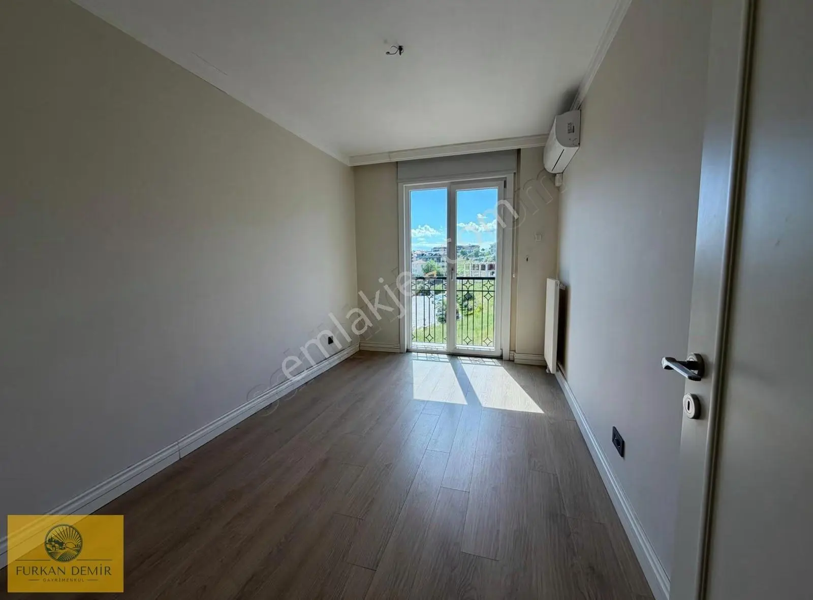 Deniz İstanbul'da Deniz Manzaralı Geniş 3+1 Kiralık Daire - Görsel 17