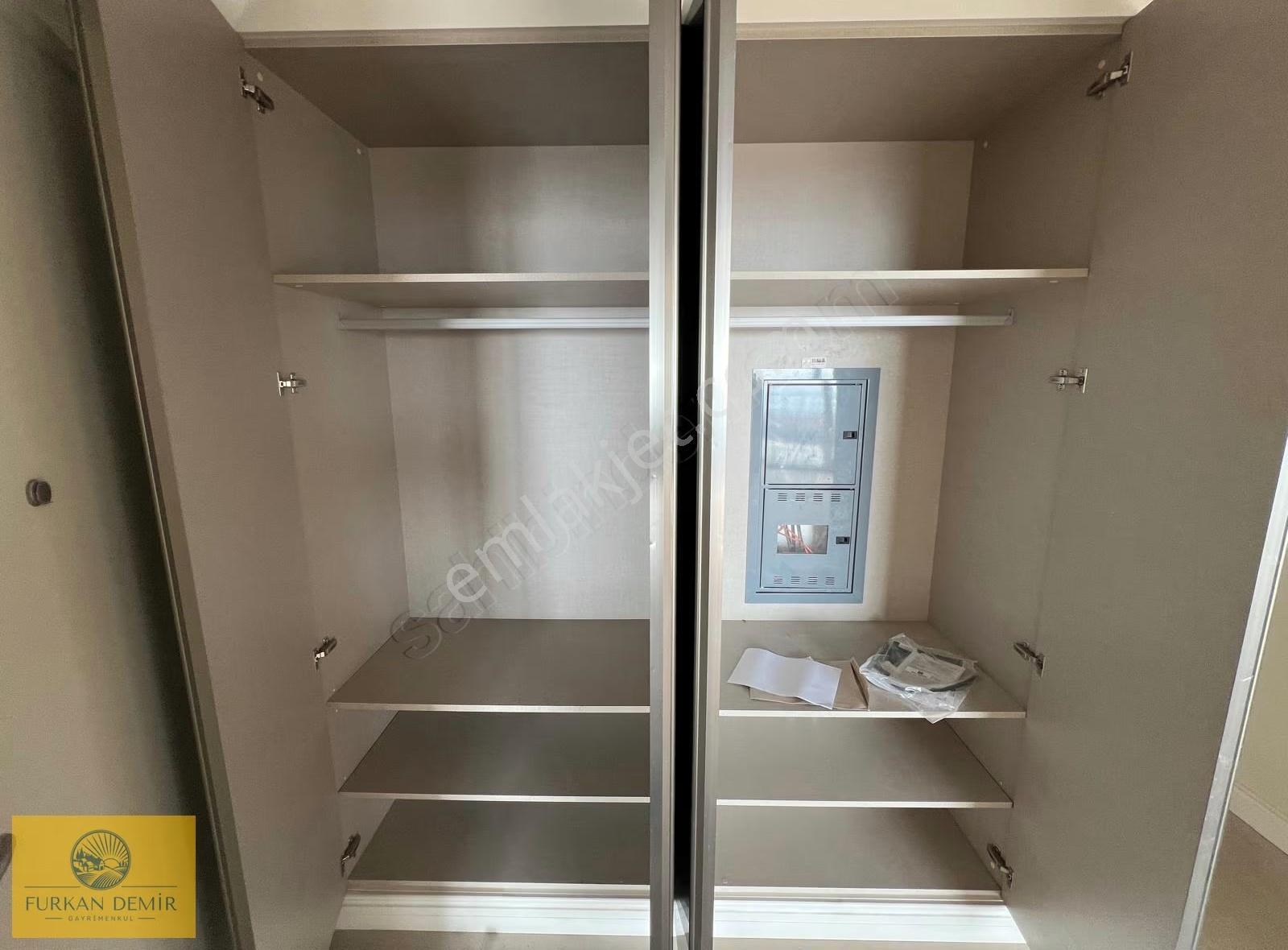 Deniz İstanbul'da Deniz Manzaralı Geniş 3+1 Kiralık Daire - Görsel 6