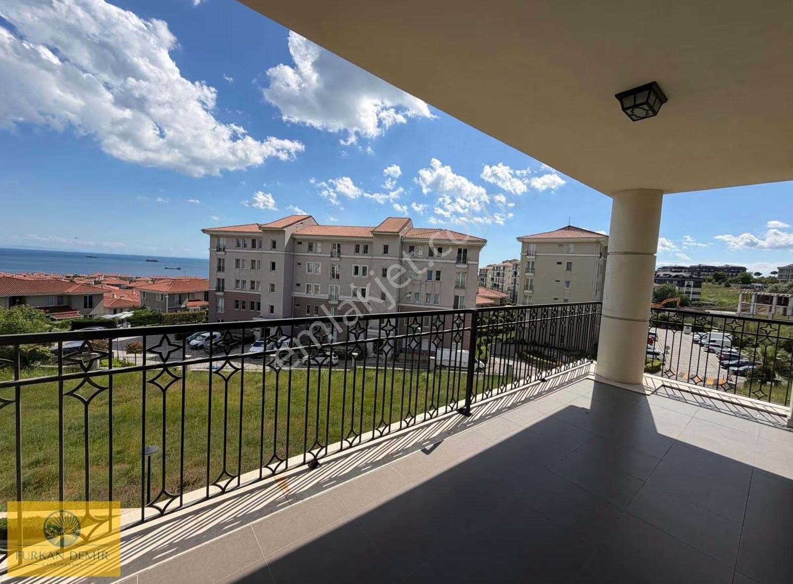 Deniz İstanbul'da Deniz Manzaralı Geniş 3+1 Kiralık Daire - Görsel 16