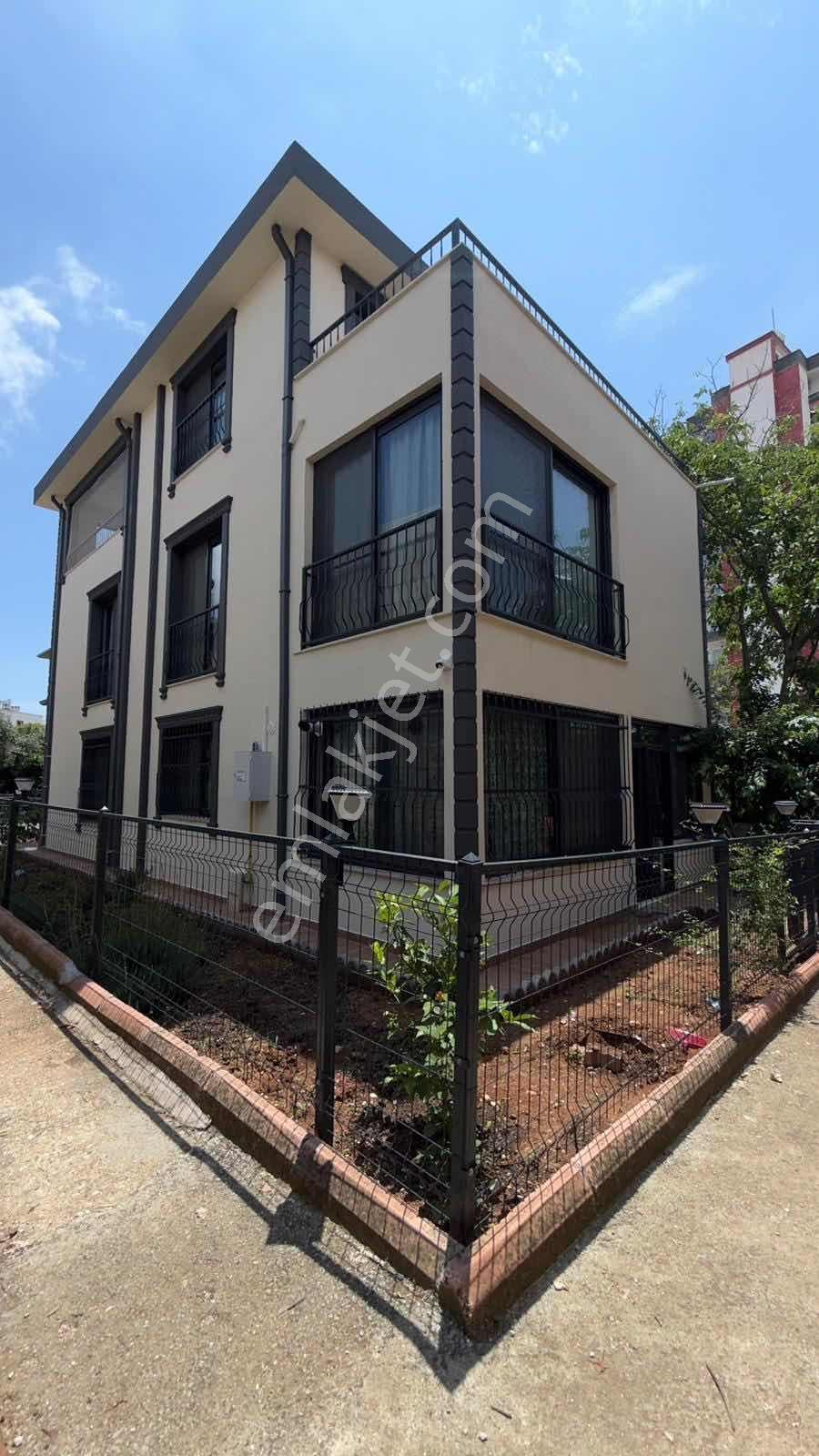 Aktif'ten Satılık Lüks 4+1 Triplex Villa | Tamamen Yenilenmiş - Görsel 12