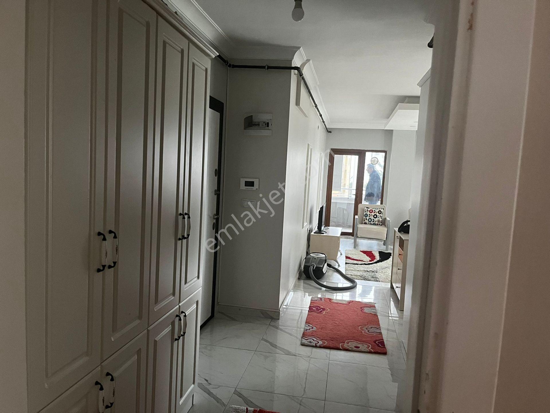 Akgün Kurumsal'dan Körfez'de Geniş Kiralık Eşyalı 1+1 Daire - Görsel 24