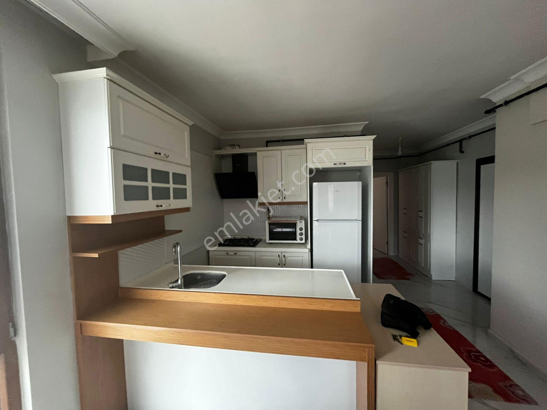 Akgün Kurumsal'dan Körfez'de Geniş Kiralık Eşyalı 1+1 Daire - Görsel 12