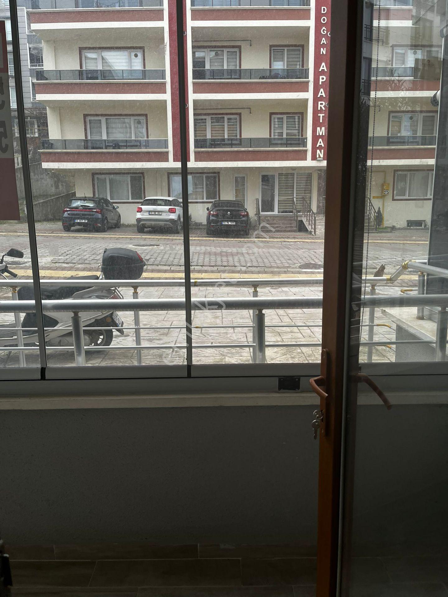 Akgün Kurumsal'dan Körfez'de Geniş Kiralık Eşyalı 1+1 Daire - Görsel 31