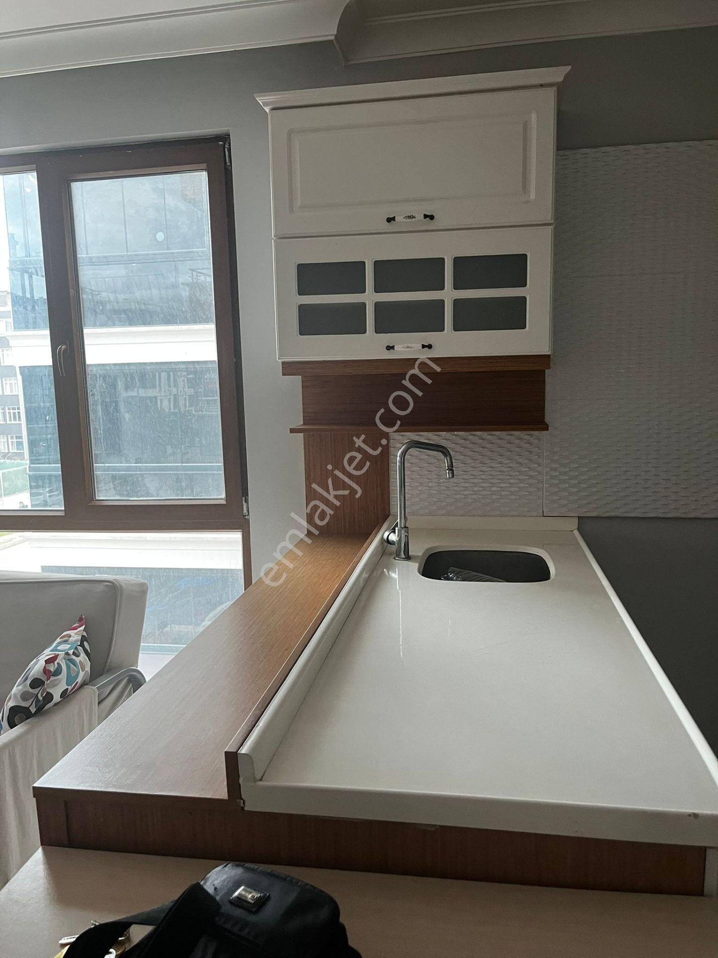 Akgün Kurumsal'dan Körfez'de Geniş Kiralık Eşyalı 1+1 Daire - Görsel 14