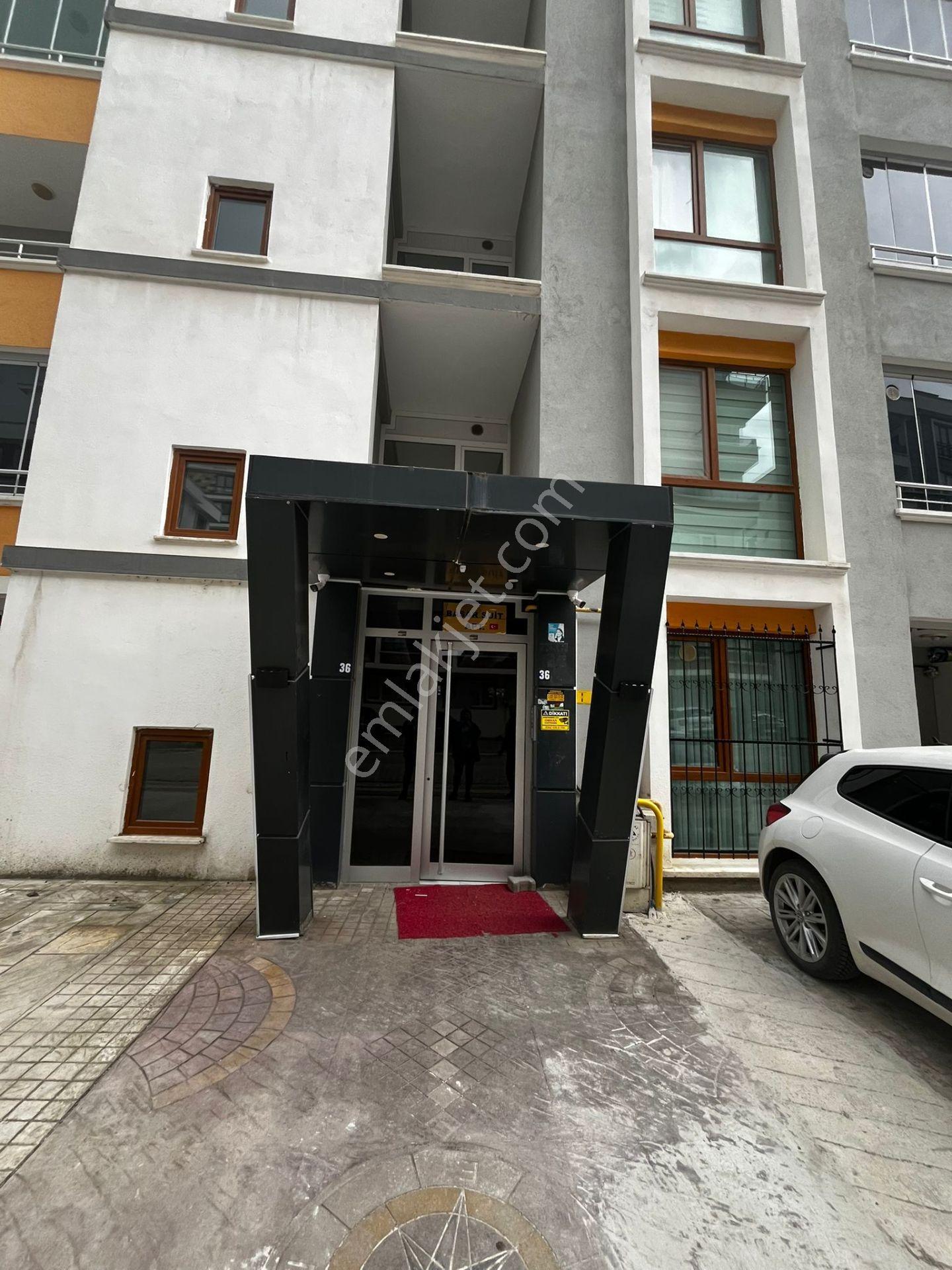 Akgün Kurumsal'dan Körfez'de Geniş Kiralık Eşyalı 1+1 Daire - Görsel 5