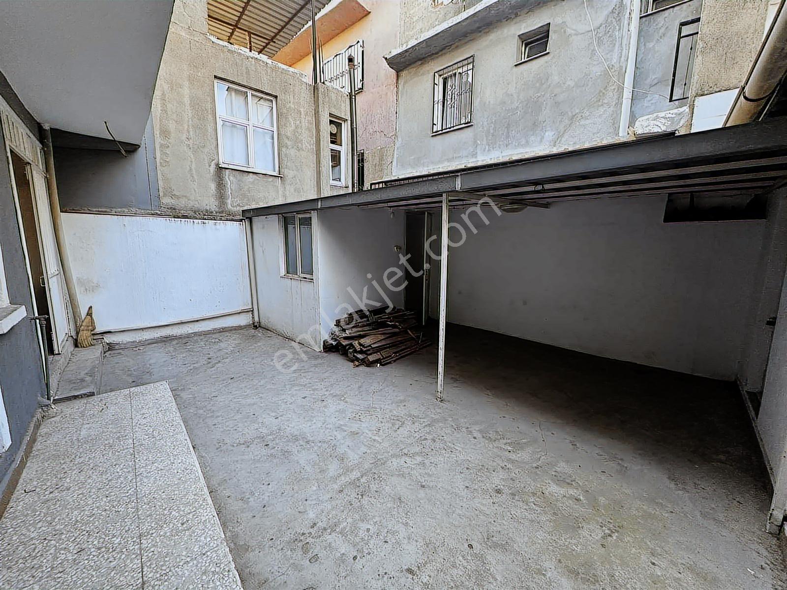 Karabağlar Uğur Mumcu Mah 2 Katlı Satılık Bina - Görsel 19