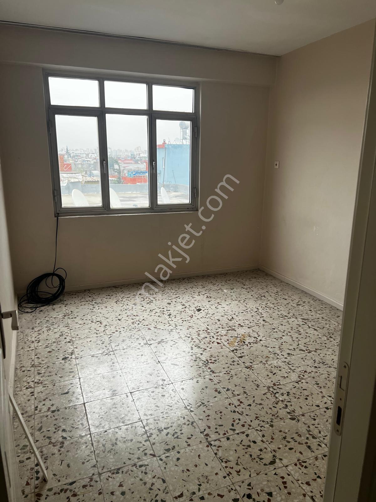 Kozan Cad Çiftlik Yolu Üzeri 3+1 Kiralık Daire - Görsel 4