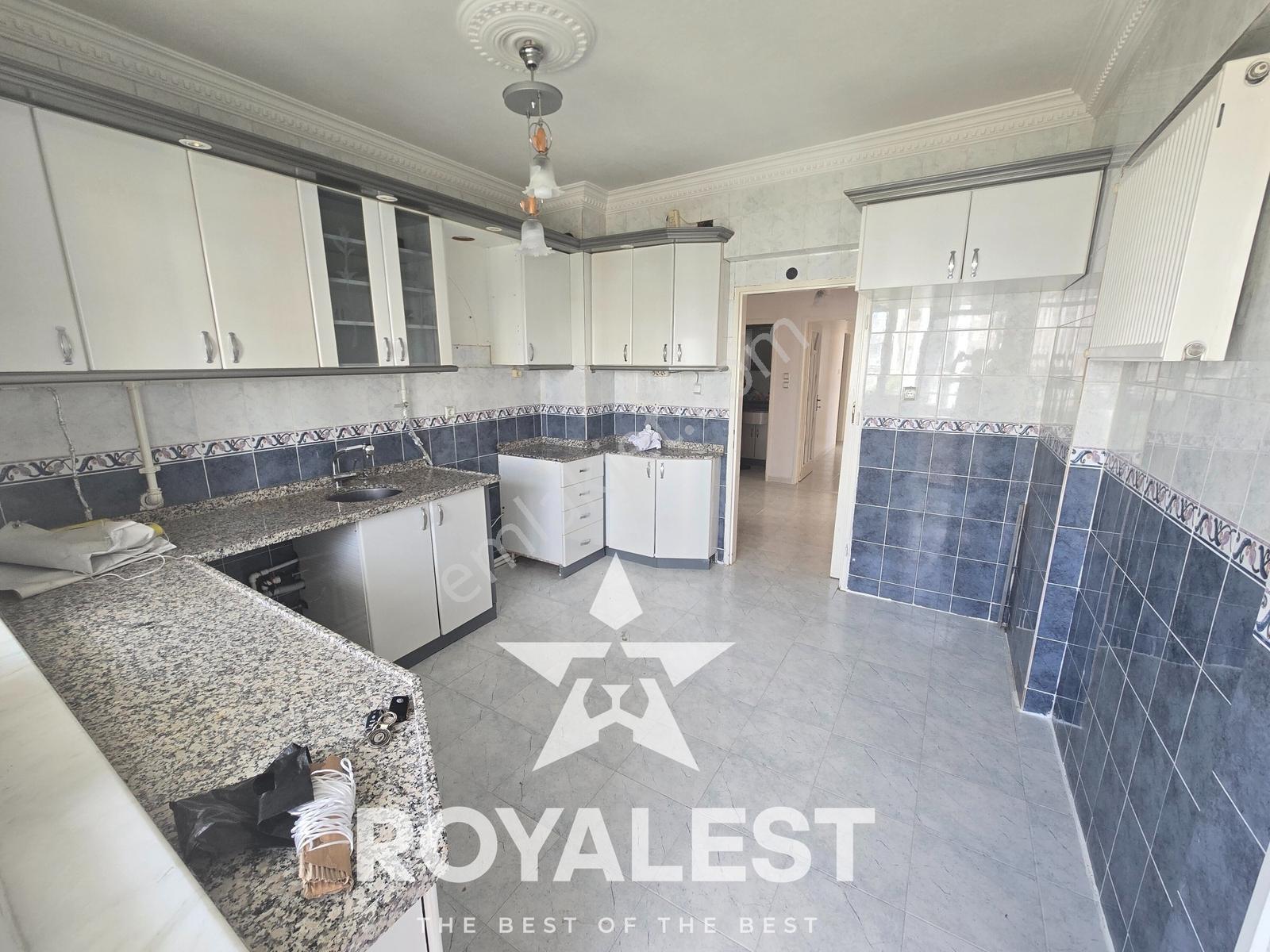 Royalest'ten Cadde Üstü Arakat Siteiçi Bakımlı Ferah Ve Lüks 3+1 - Görsel 7