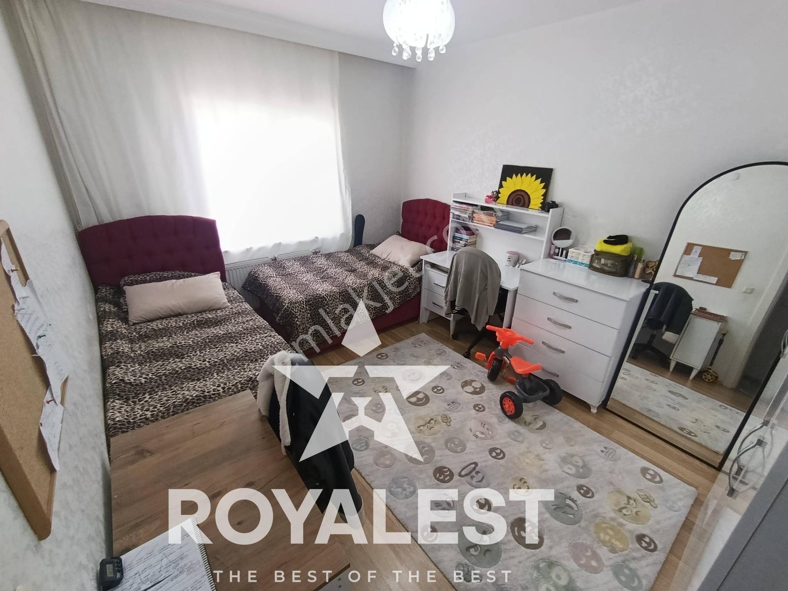 Royalest'ten 3 Etap'ta Önü Açık Arakat Cam Balkonlu 2+1 - Görsel 18