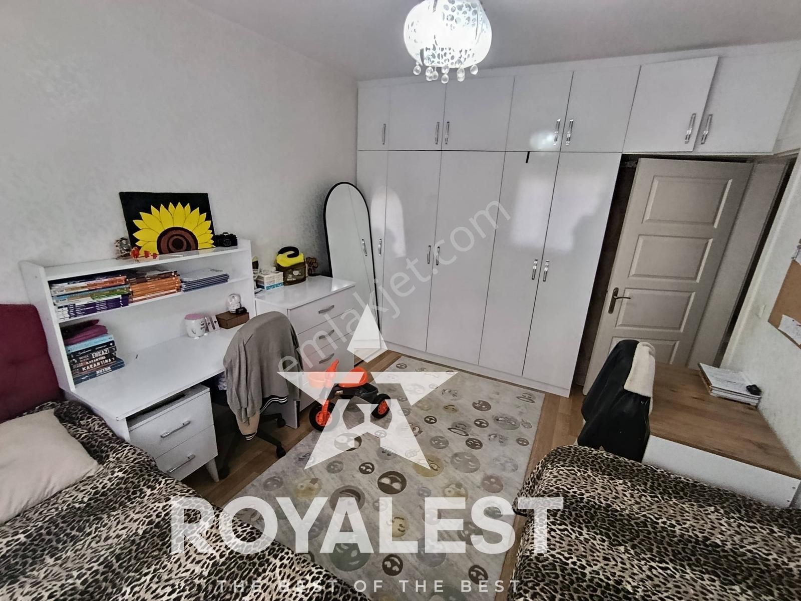 Royalest'ten 3 Etap'ta Önü Açık Arakat Cam Balkonlu 2+1 - Görsel 14