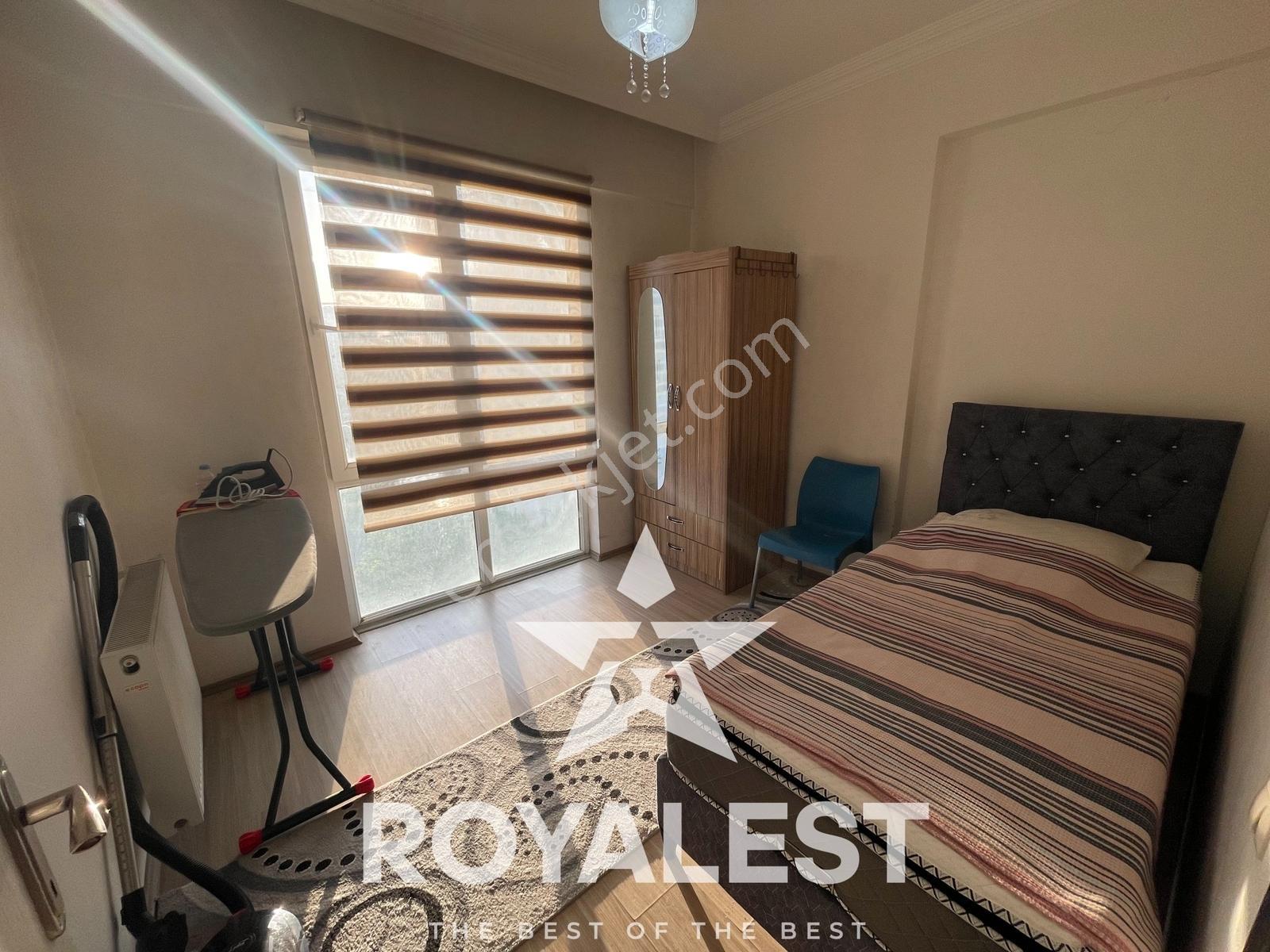 Royalest'ten Köşe Daire Kiracılı Eşyalı Ara Kat Bakımlı Önü Açık - Görsel 3