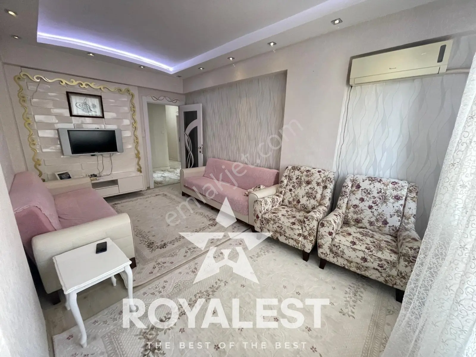Royalest'ten Ara Kat Önü Açık Park Cepheli Çok Geniş Oturumlu - Görsel 3