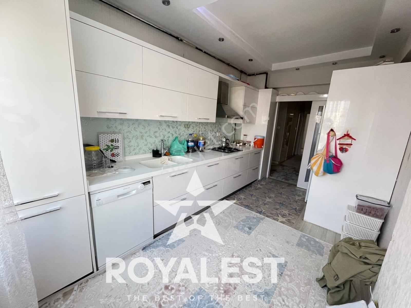 Royalest'ten Ara Kat Önü Açık Park Cepheli Çok Geniş Oturumlu - Görsel 7