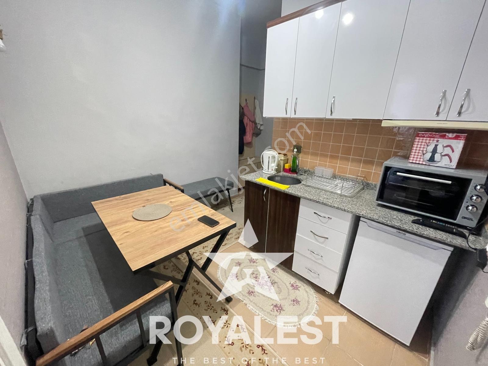 Royalest'ten Ara Kat Balkonlu Tramvaya Sıfır Nezih Sitede Eşyalı - Görsel 4