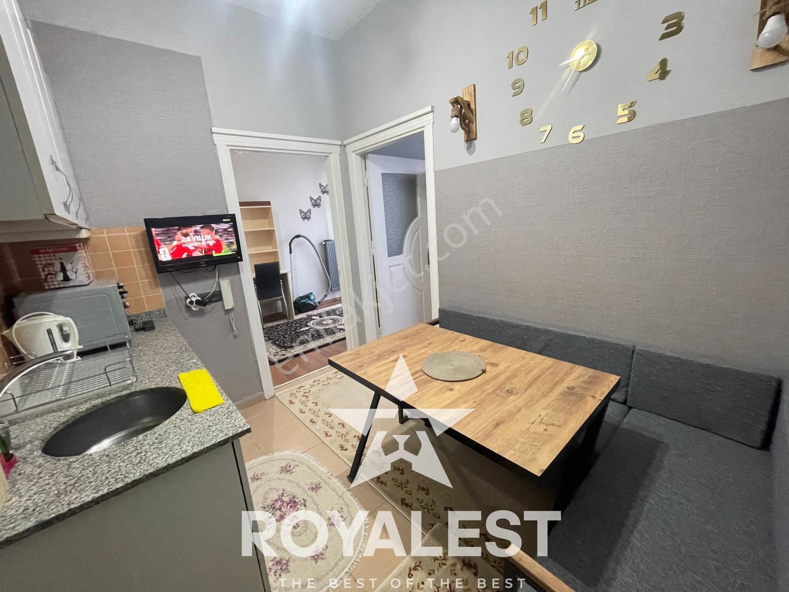 Royalest'ten Ara Kat Balkonlu Tramvaya Sıfır Nezih Sitede Eşyalı - Görsel 16