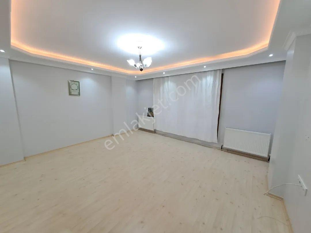 Rise Emlâk Tan Satılık Lüks 2+1 Daire 115 M2 Orta Kat - Görsel 3
