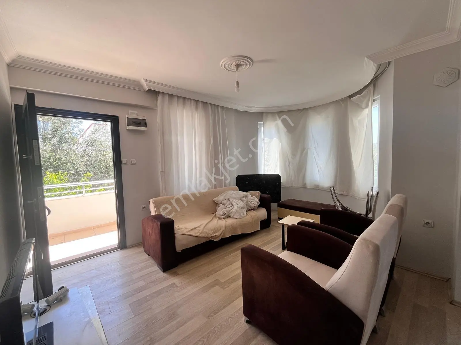 Kavuşturan Emlak'tan Güre'de Denize Yakın 2+1 Kiralık Dubleks - Görsel 3