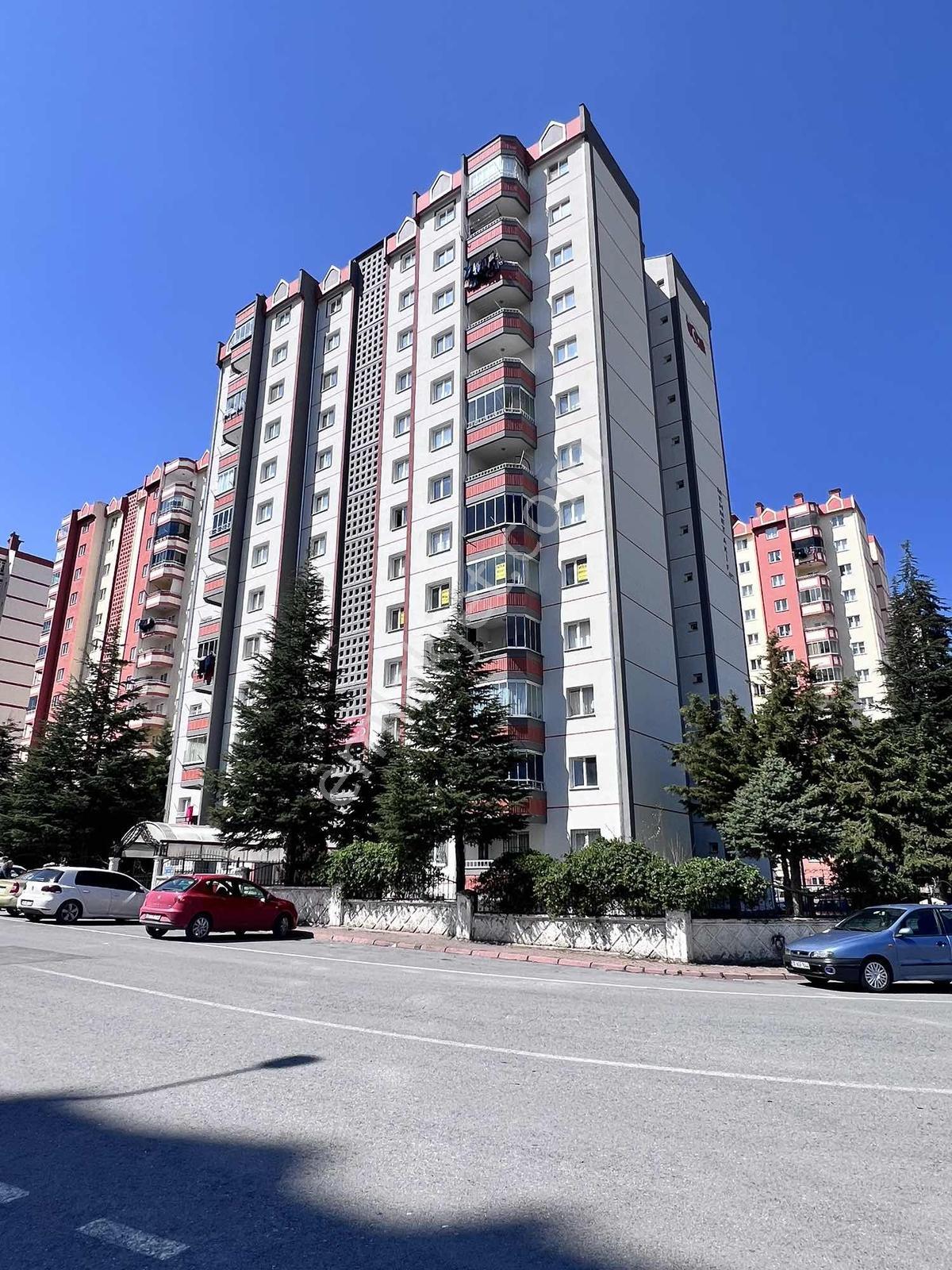 Tried - Beyazşehir Eras Sitelerinde 3+1 Kiralık Daire - Görsel 3