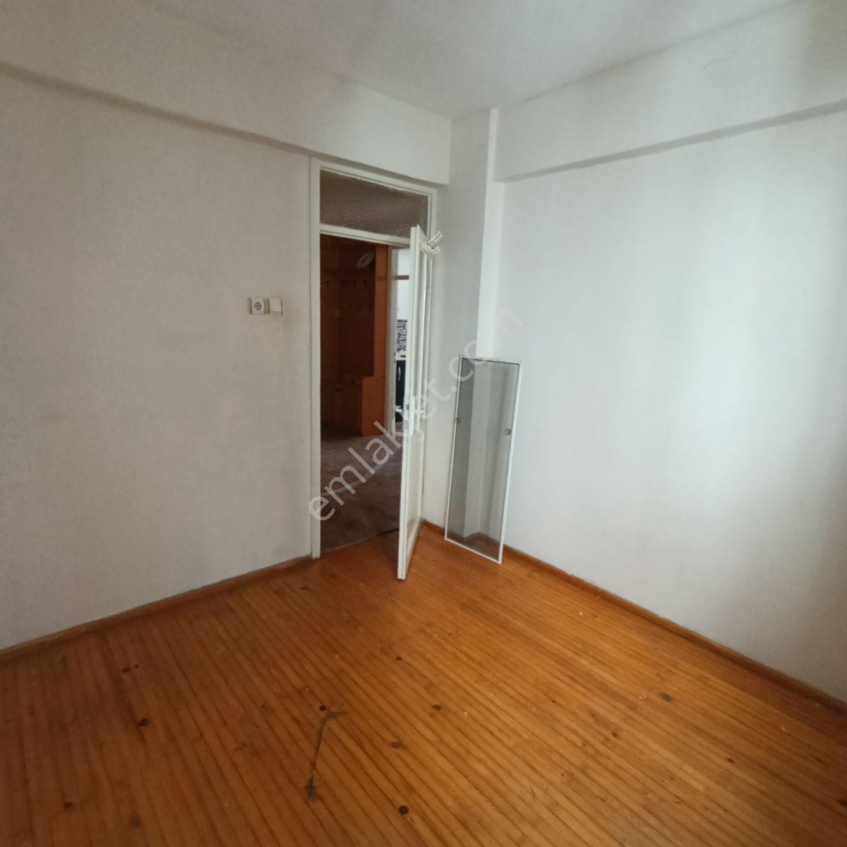 Hürriyet Mh. 3+1 Kiralık Ara Kat Daire - Görsel 2