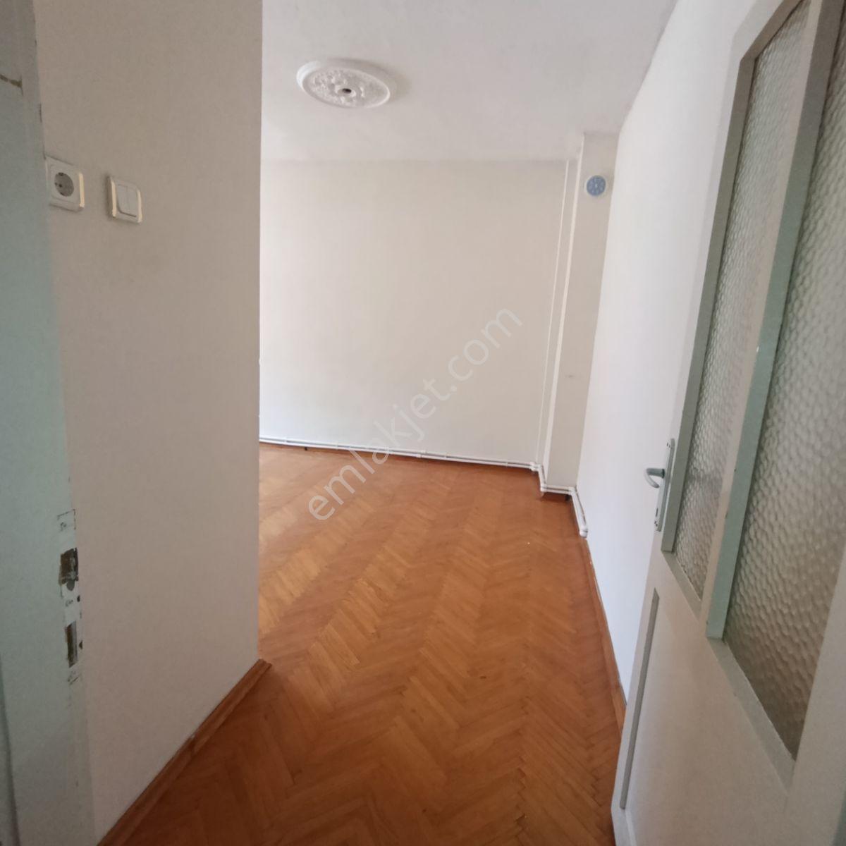 Hürriyet Mh. 3+1 Kiralık Ara Kat Daire - Görsel 4