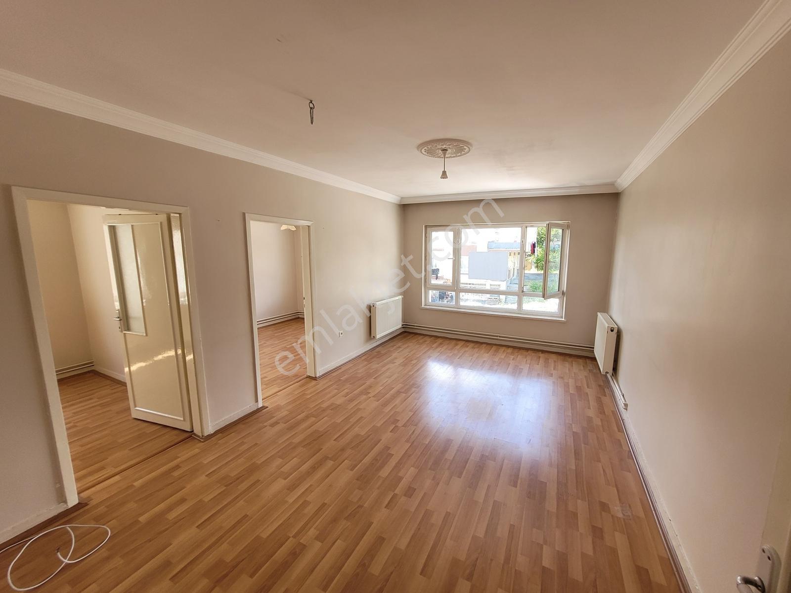Ahiler'den Ayvalı Akif Sokak'ta 3 Cepheli Katta Kiralık Daire!!! - Görsel 10