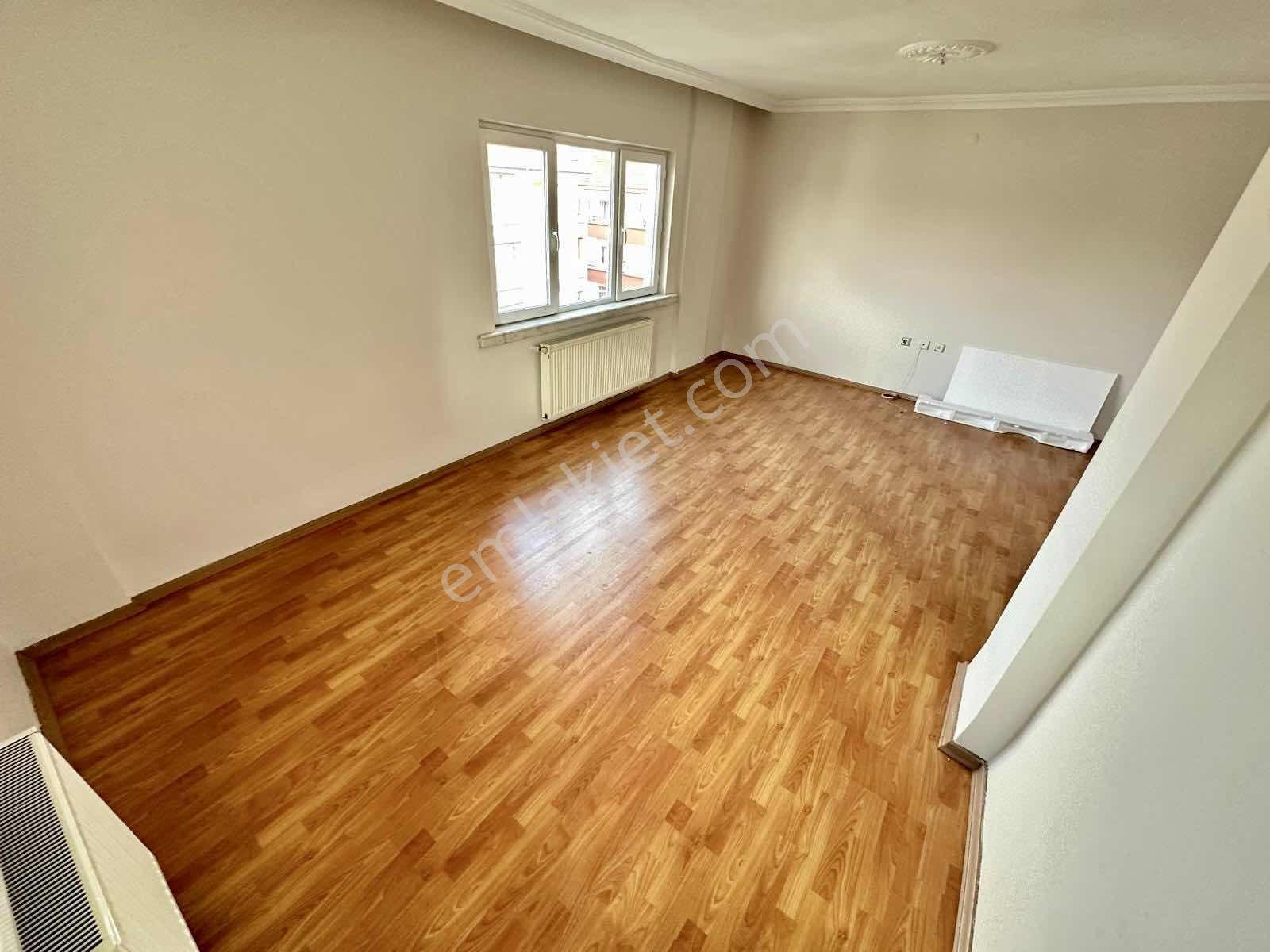 Ulukan'dn Andiçen Mh'de Site İçerisinde Asansörlü Yapılı 3+1 !!! - Görsel 21