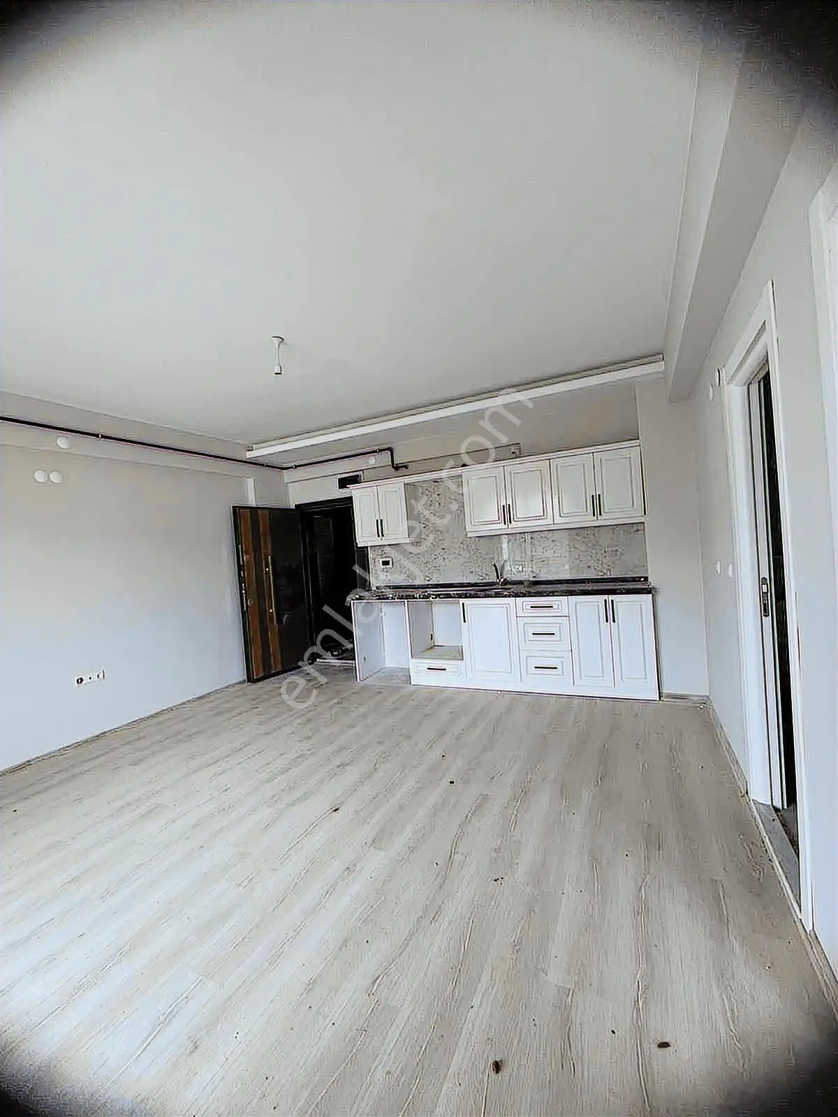 Rw.beta'dan Büyükoyumca'da Kiralık 1+1 Daire