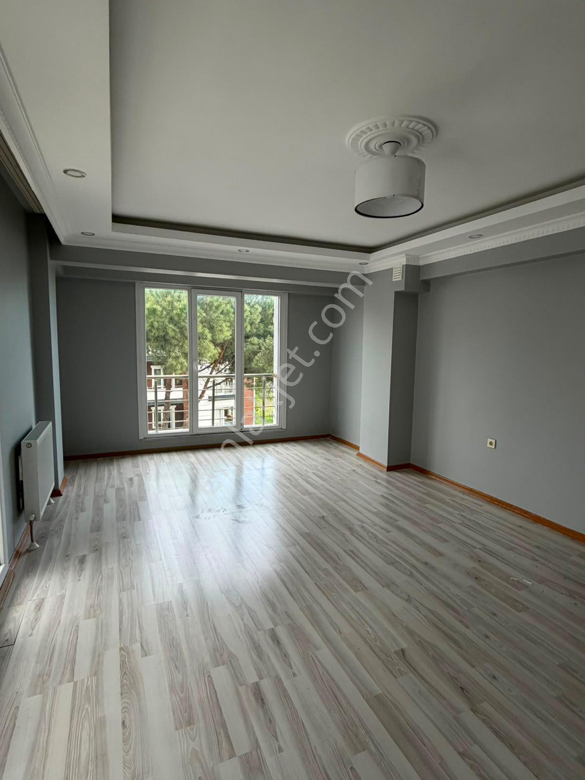 Tekirdağ Süleymanpaşa Altınova Filika Sitesi’nde Geniş Ve Ferah 3+1 Kiralık Daire | 140 M² - Görsel 3