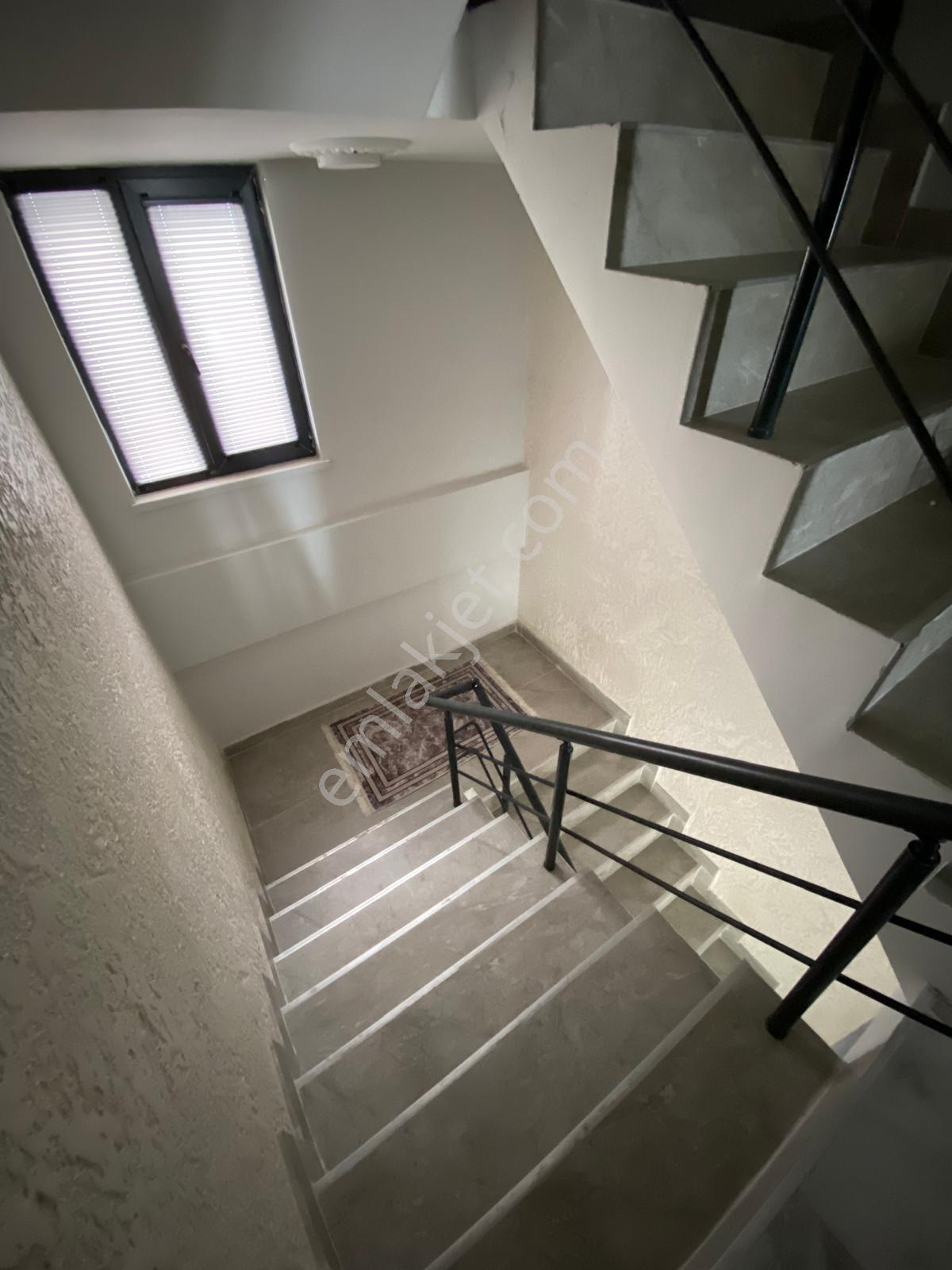 Rw.beta'dan Büyükoyumca'da 3.5 Katlı Bahçeli Satılık Villa - Görsel 29