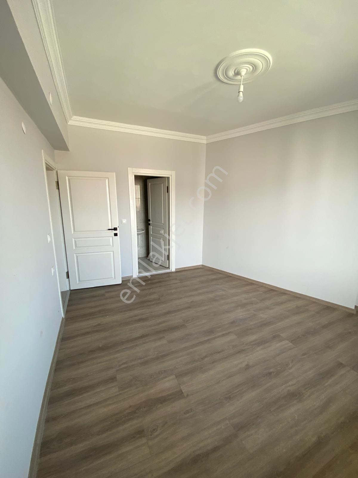 İnanç Emlaktan Çıtlakkalede Satılık Ebeveyn Banyolu Sıfır 2+1 Daire - Görsel 12