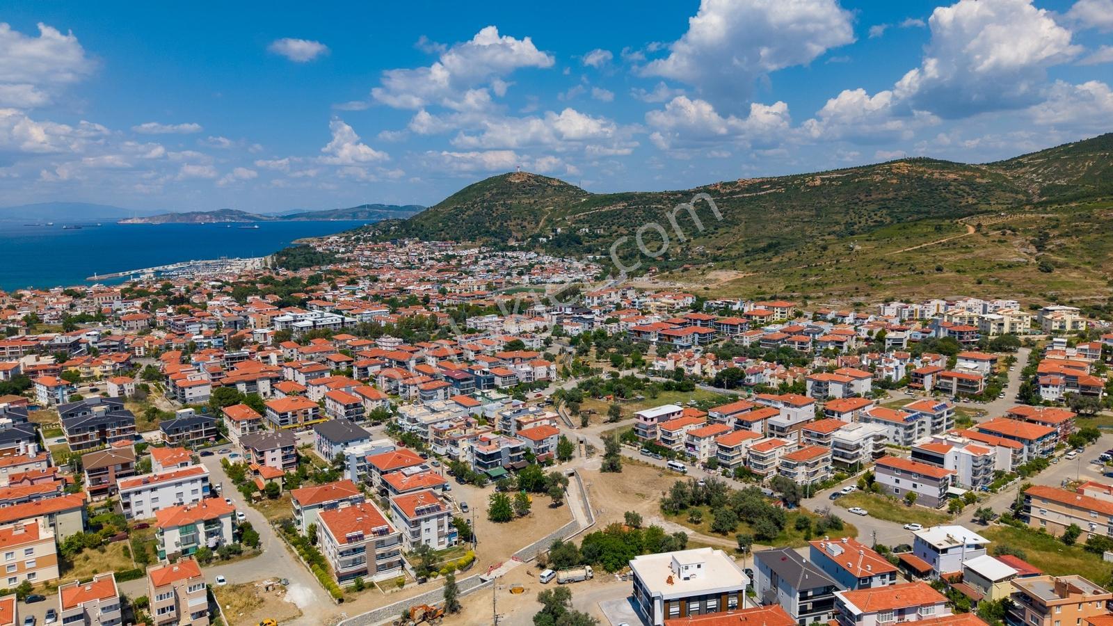 Yenifoça Narezen'de Satılık 2+1 Bahçe Katı Daire - Görsel 34
