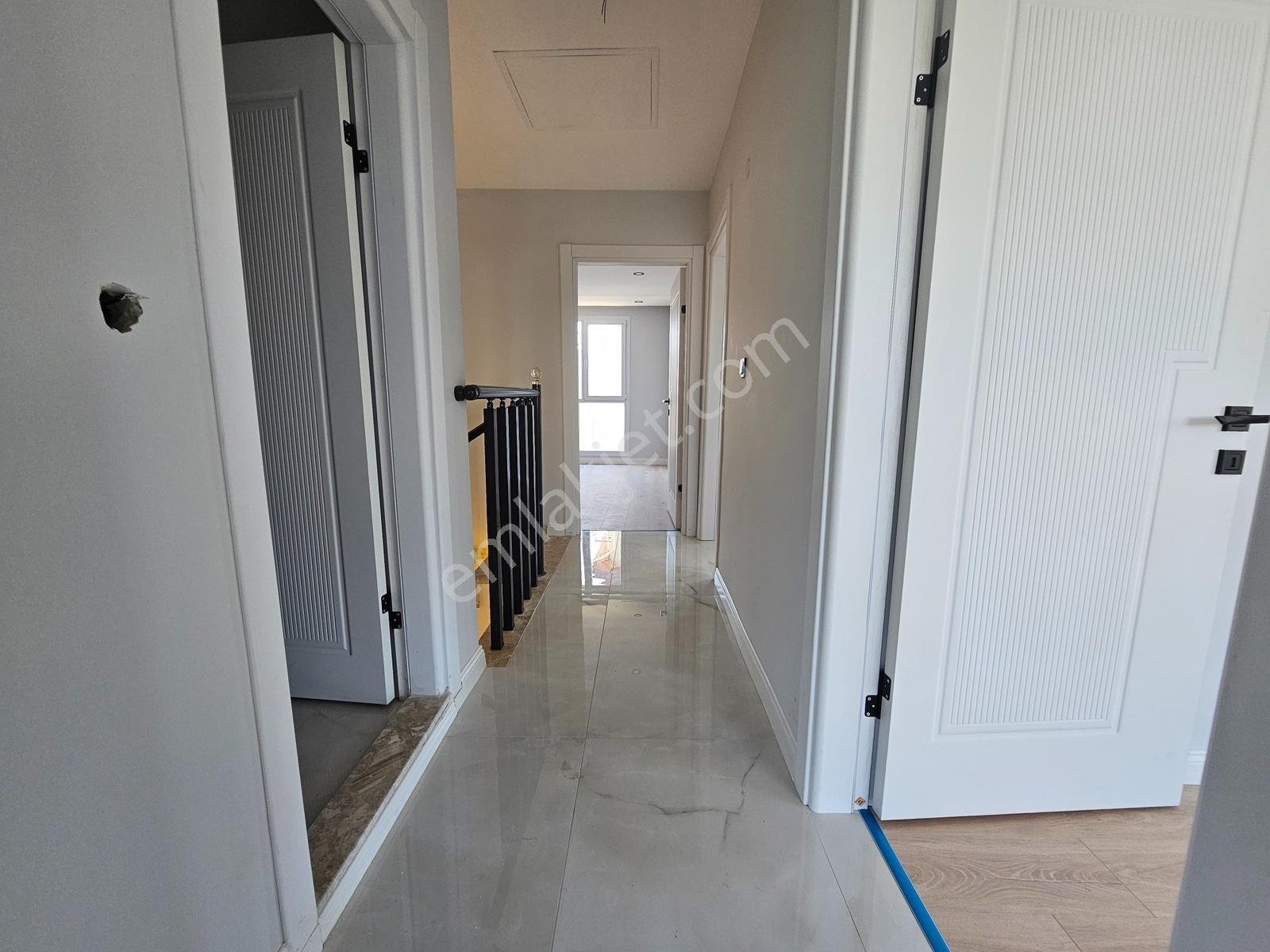 Denize Yakın Yeğen 1 Sitesi'nde Özel Tasarımlı 6+1 Dubleks Villa - Görsel 29