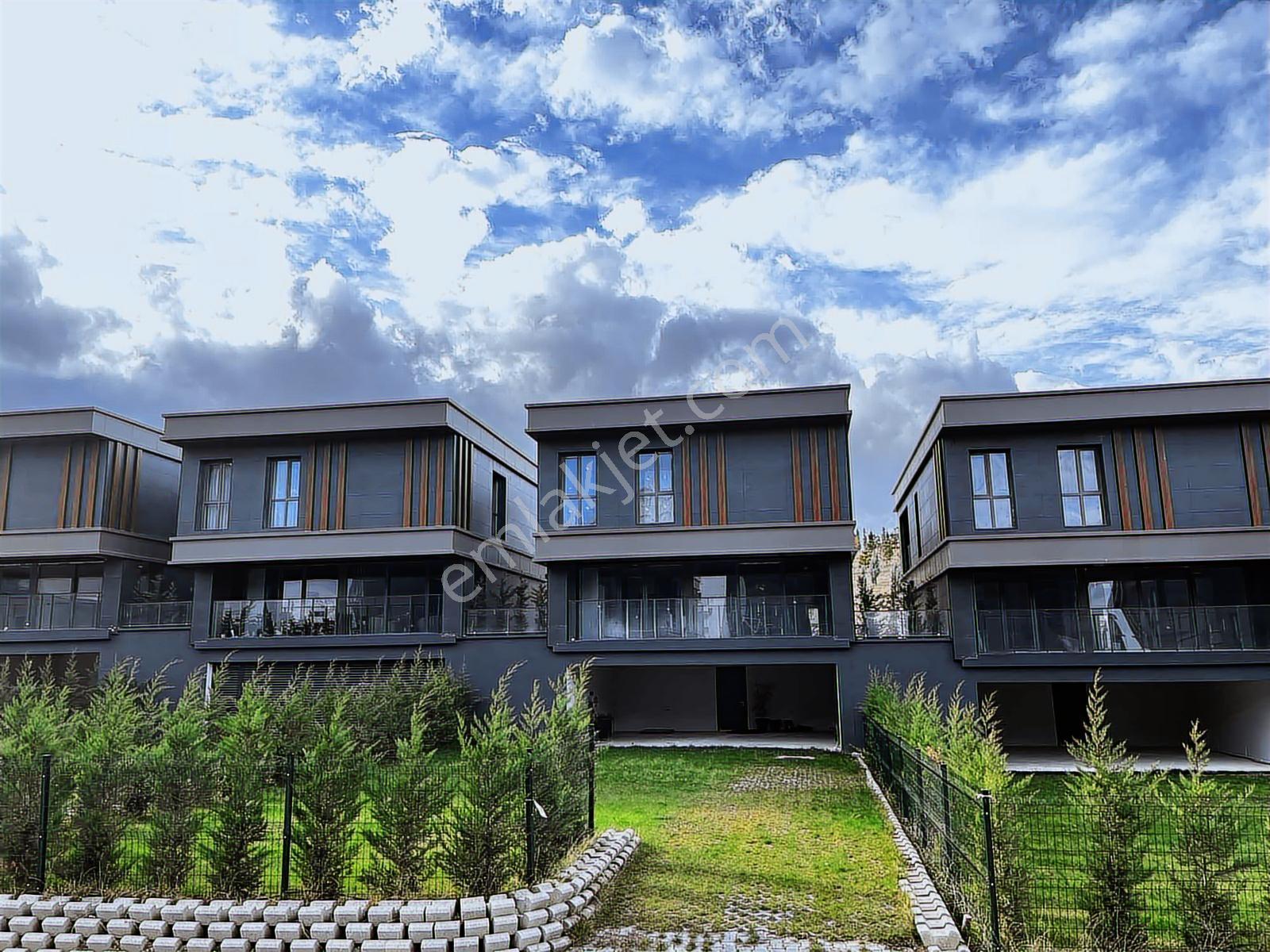 Bağlıca, Site İçinde, Yerden Isıtmalı Satılık Müstakil 5+1 Villa - Görsel 12